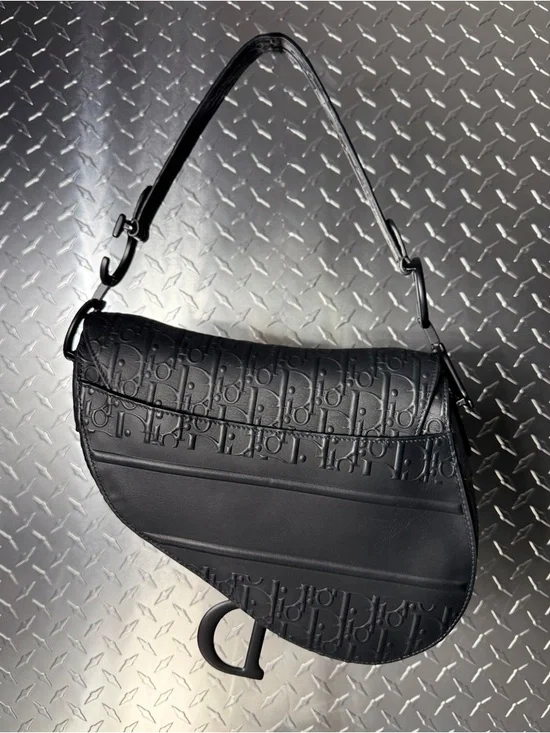 Dior 2023 Embossed Oblique Calfskin Saddle Bag in Matte Black - Picture 2 of 14